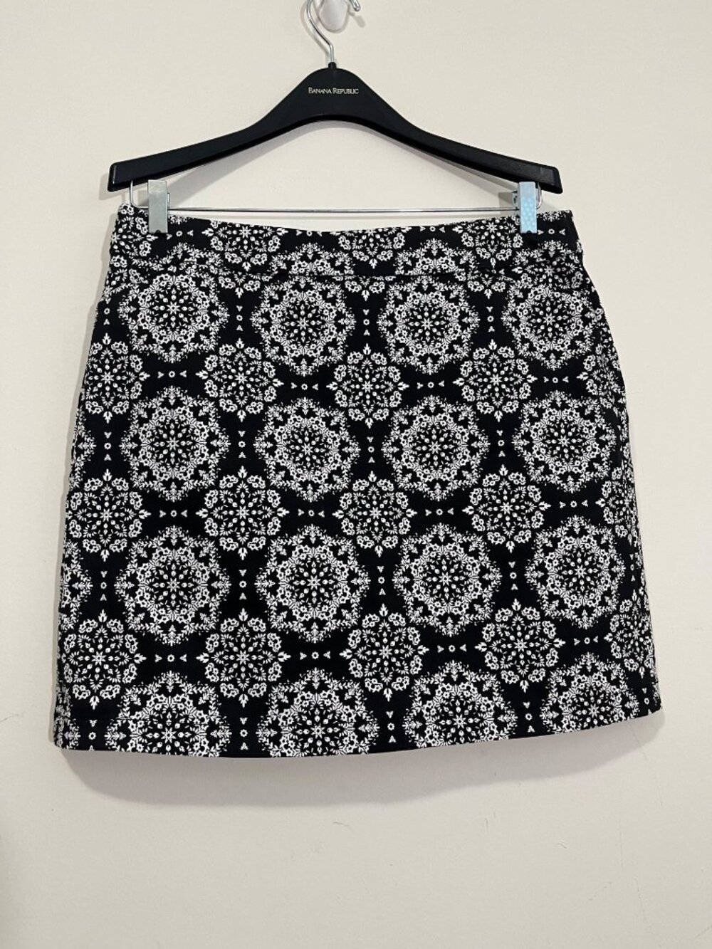 Croft & Barrow Effortless Stretch Skort Size 14 Black Floral Athleisure Pockets